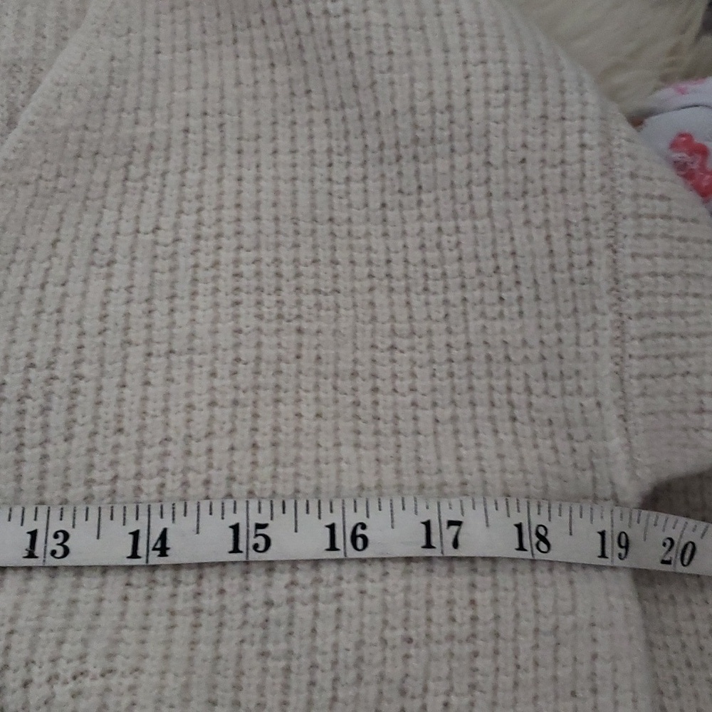 Aritzia women's Wolter heather birch 100% merino pullover sweater medium new - Picture 10 of 11